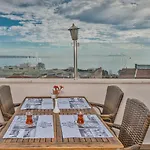 Ξενοδοχείο Antis Hotel-special Category 4*