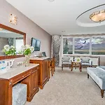Ξενοδοχείο Antis Hotel-special Category 4*