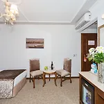 안티스 호텔-스페셜 카테고리 호텔 4*